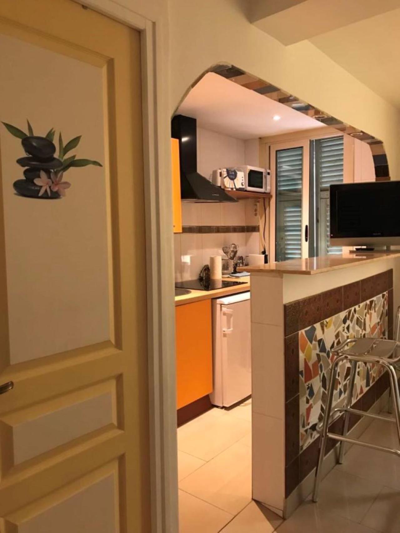 Summer Beach Studio, 4 Persons, Mobile Ac, Old Town Νίκαια Εξωτερικό φωτογραφία